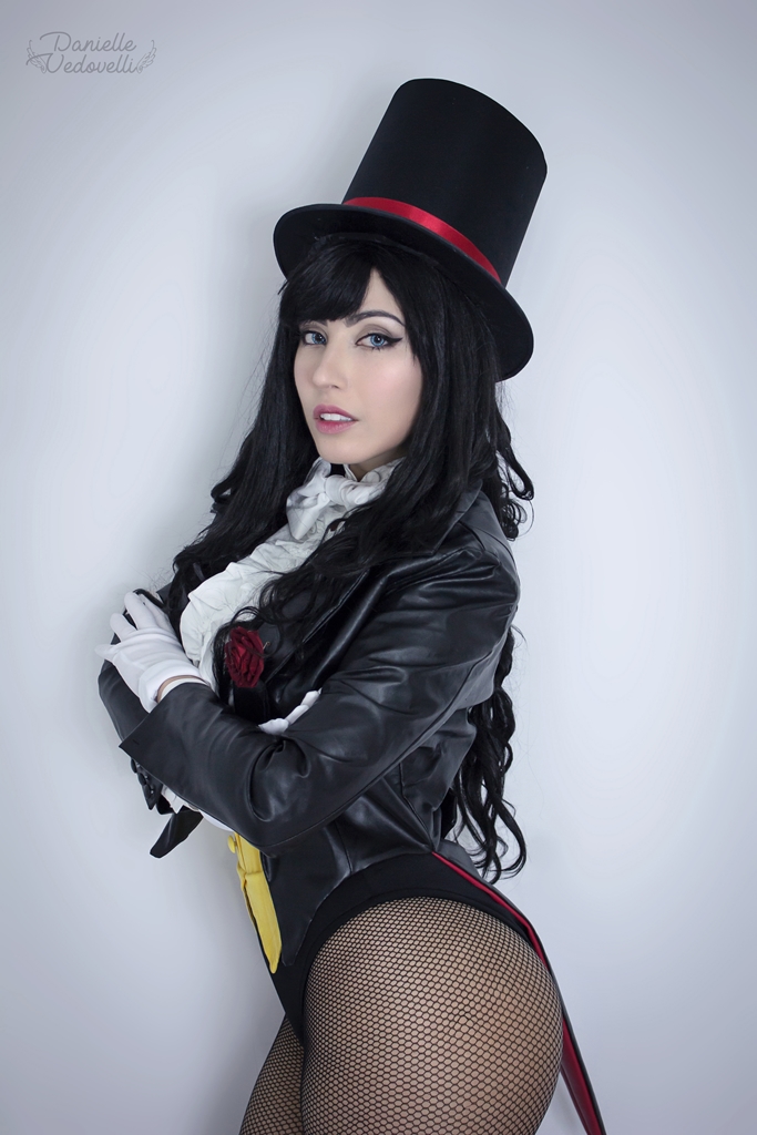 Danielle Vedovelli – Zatanna photo 1-18