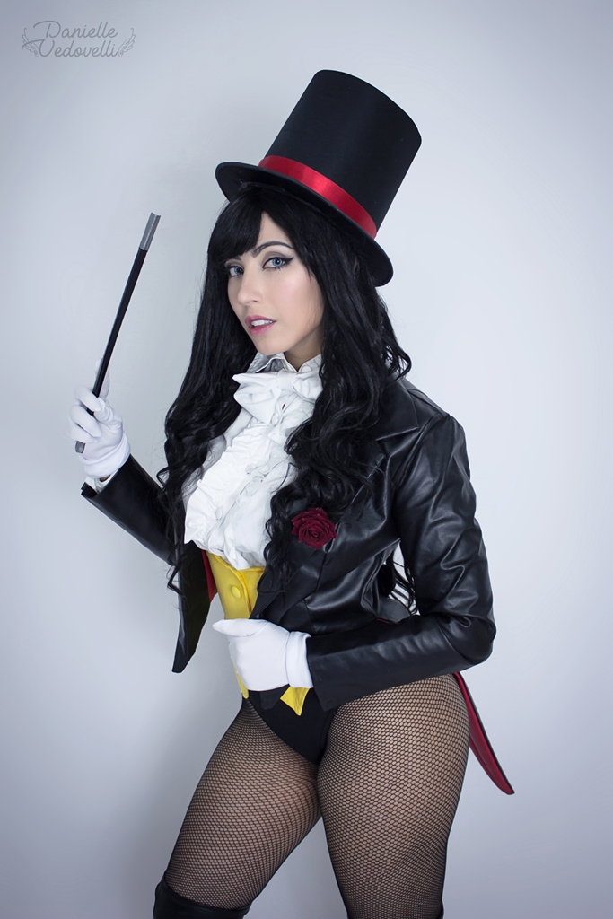 Danielle Vedovelli – Zatanna photo 2-8