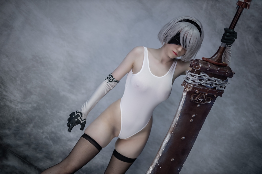 Lana Rain – 2B photo 1-3