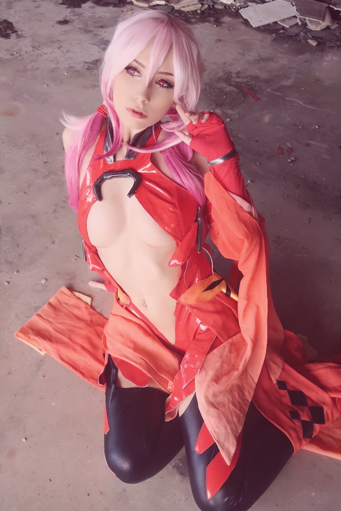 Beke Jacoba – Inori Yuzuriha photo 1-16