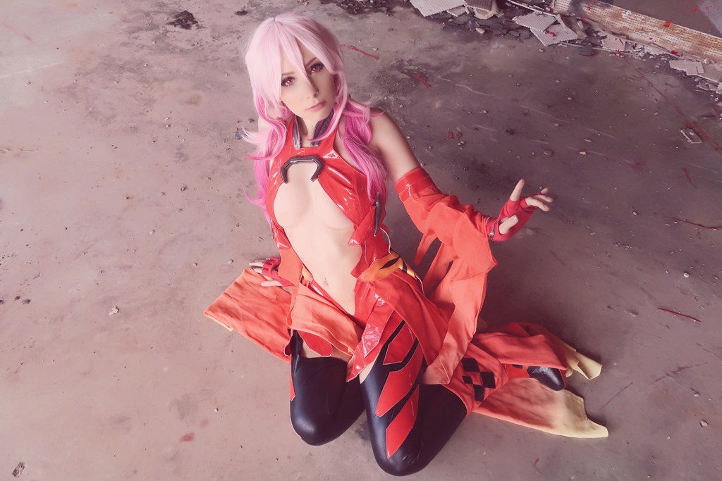 Beke Jacoba – Inori Yuzuriha photo 1-17