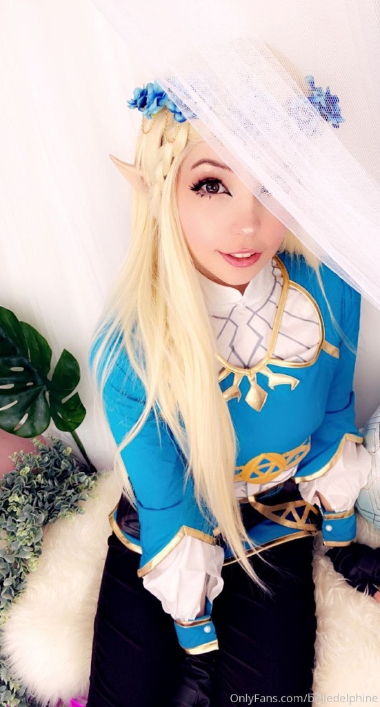 Belle Delphine – Princess Zelda photo 1-9