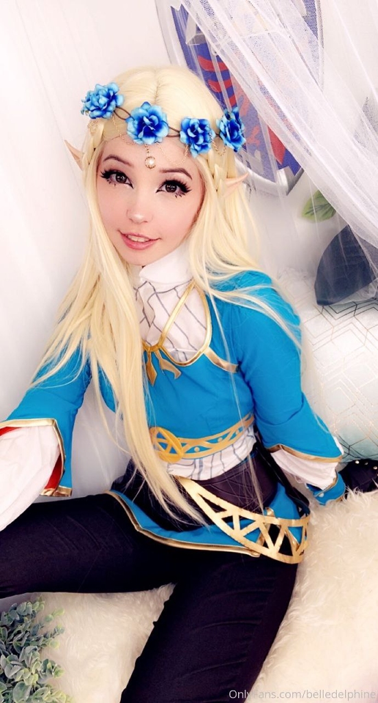 Belle Delphine – Princess Zelda photo 1-3