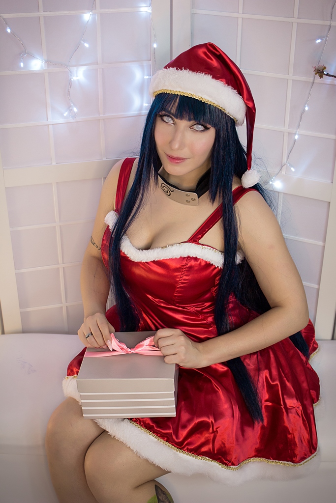 Danielle Vedovelli – Hinata Xmas photo 1-19