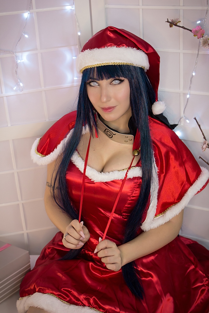 Danielle Vedovelli – Hinata Xmas photo 2-3