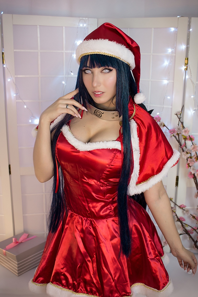 Danielle Vedovelli – Hinata Xmas photo 1-3