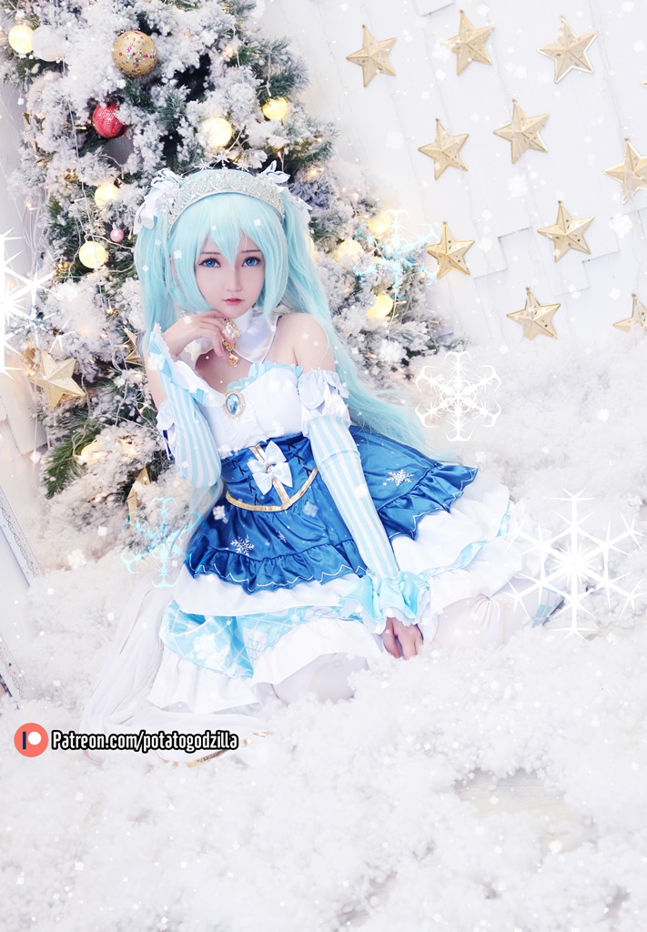 Potato Godzilla – Snow Miku photo 2-4