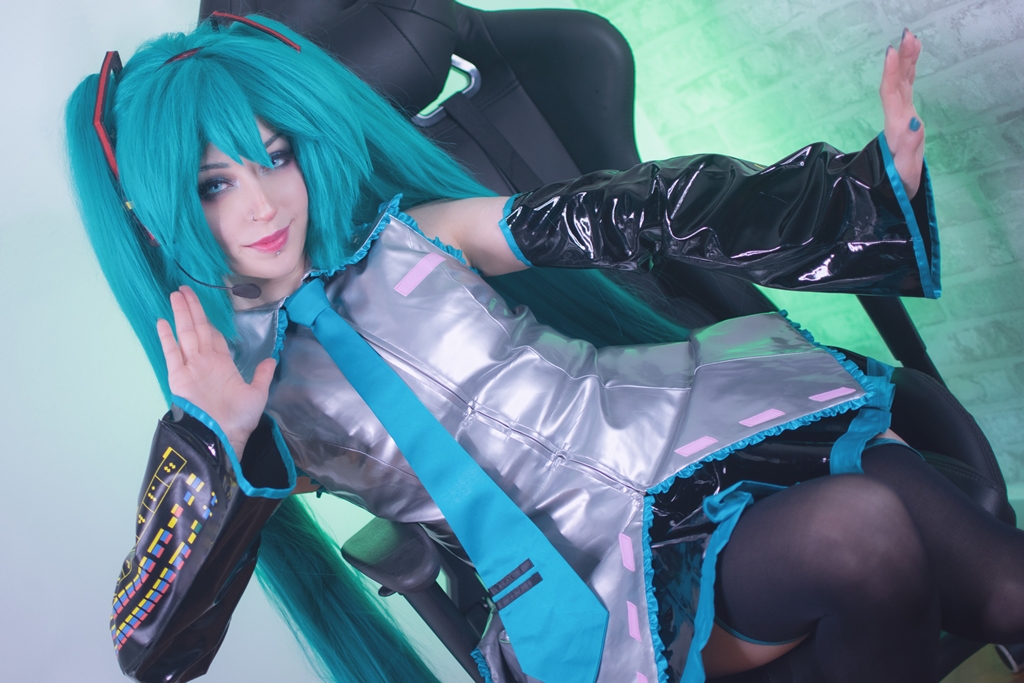 ShiroKitsune – Hatsune Miku photo 1-18