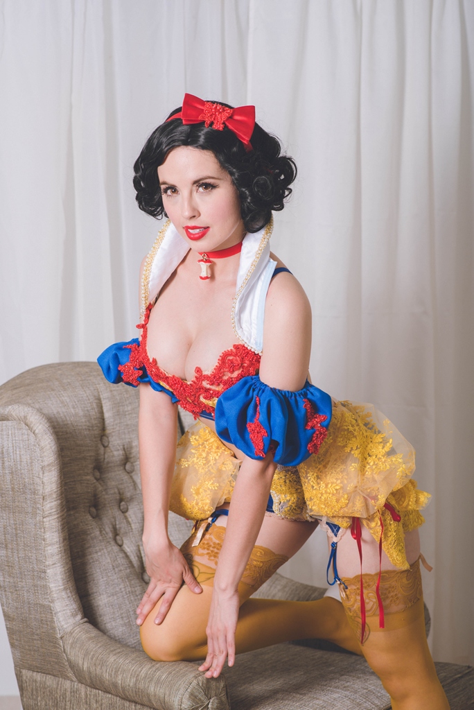 Azulette – Snow White photo 1-11