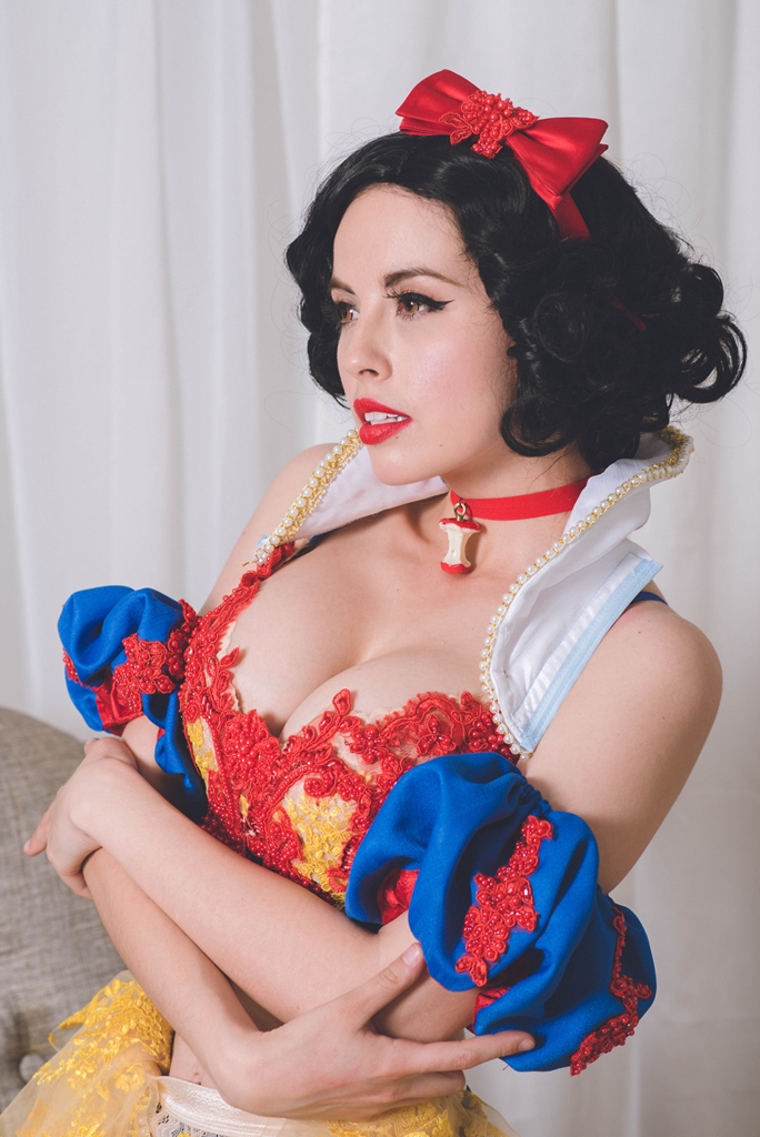 Azulette – Snow White photo 1-3