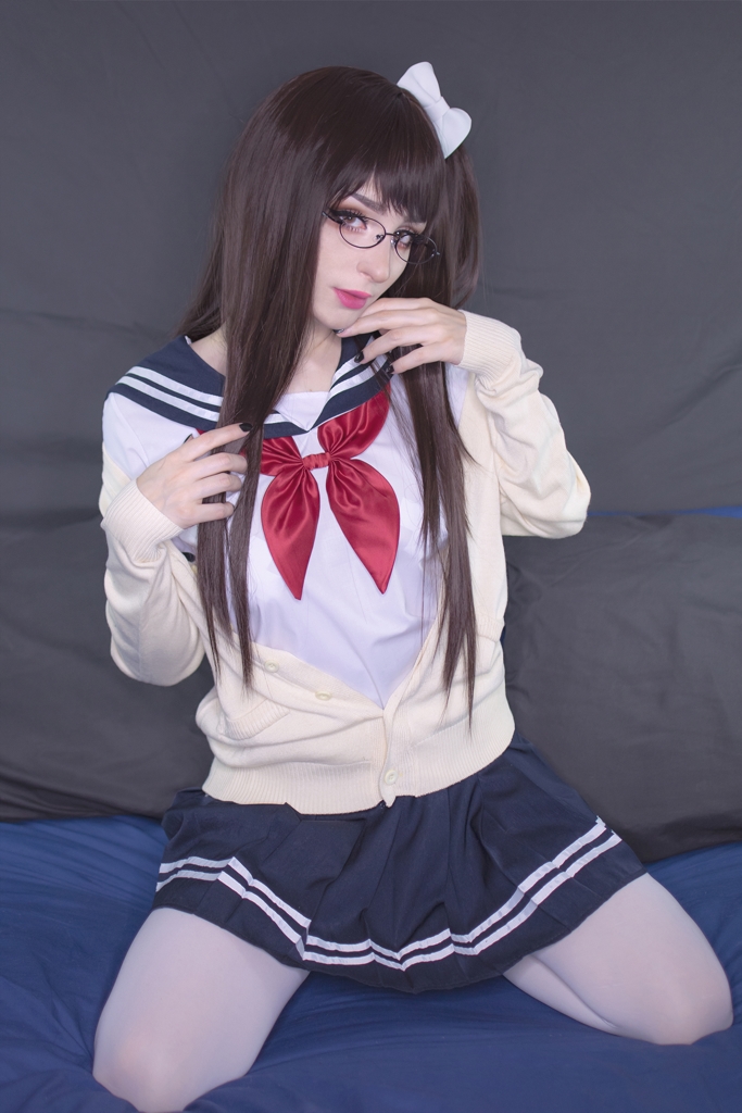 ShiroKitsune – School Girl photo 1-3