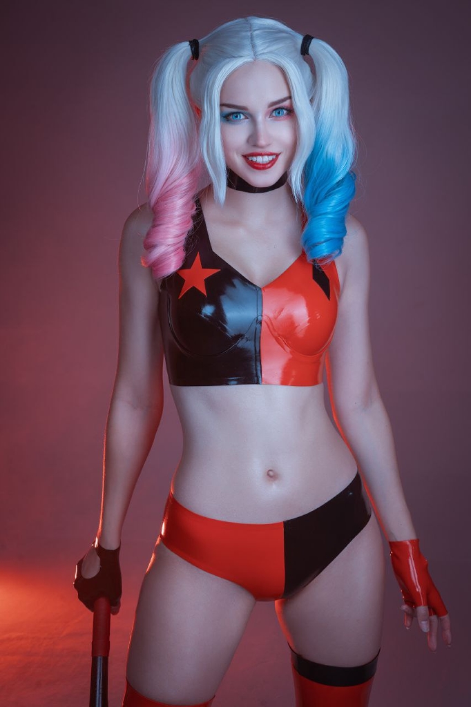Angie griffin as harley quinn