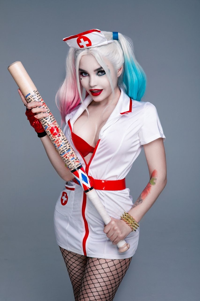 Kalinka Fox – Nurse Harley Quinn photo 1-1