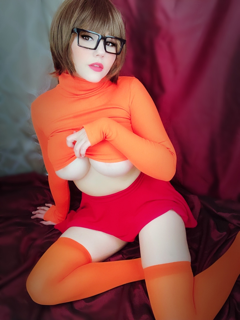 Kobaebeefboo – Velma Dinkley photo 1-4