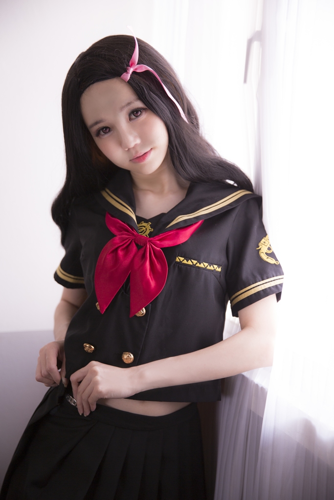 Sally Dorasnow – Nezuko School photo 1-16