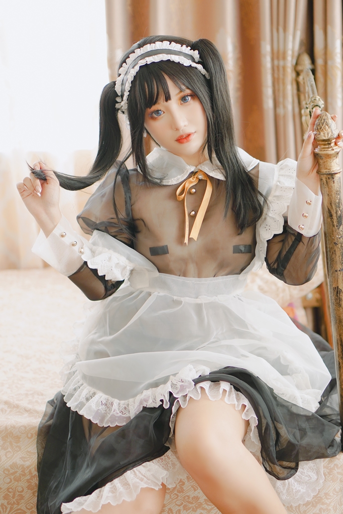 Chono Black – Transparent Maid photo 1-0