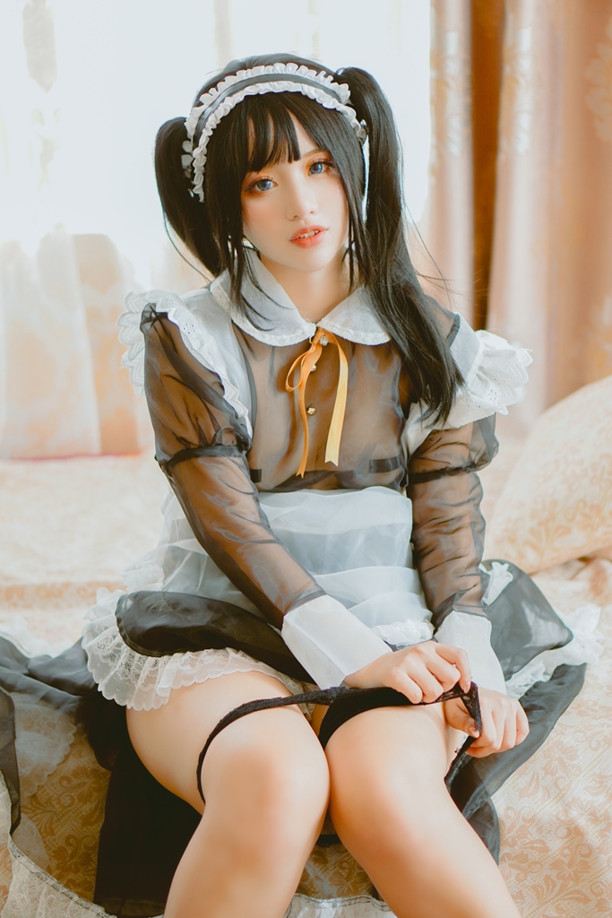 Chono Black – Transparent Maid photo 1-8