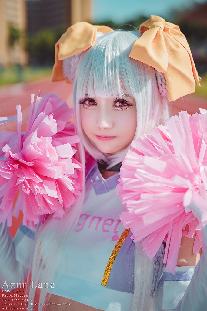 Okita Rinka – Cygnet Cheerleader photo 1-3