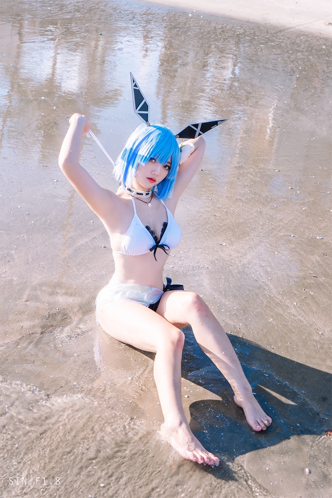 Messie Huang – Gascogne Swimsuit (Azur Lane) photo 1-10