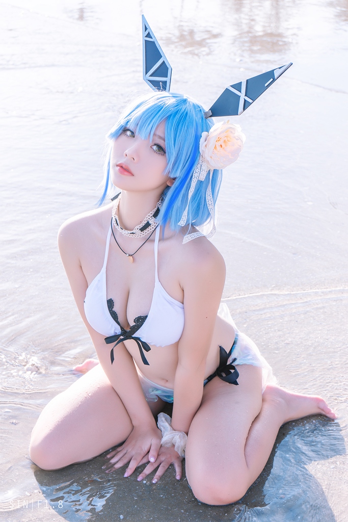 Messie Huang – Gascogne Swimsuit (Azur Lane) photo 1-7