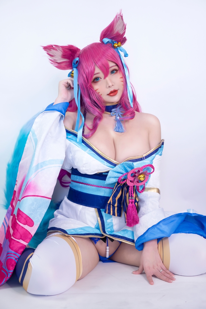 Hana Bunny – Spirit Blossom Ahri photo 1-4