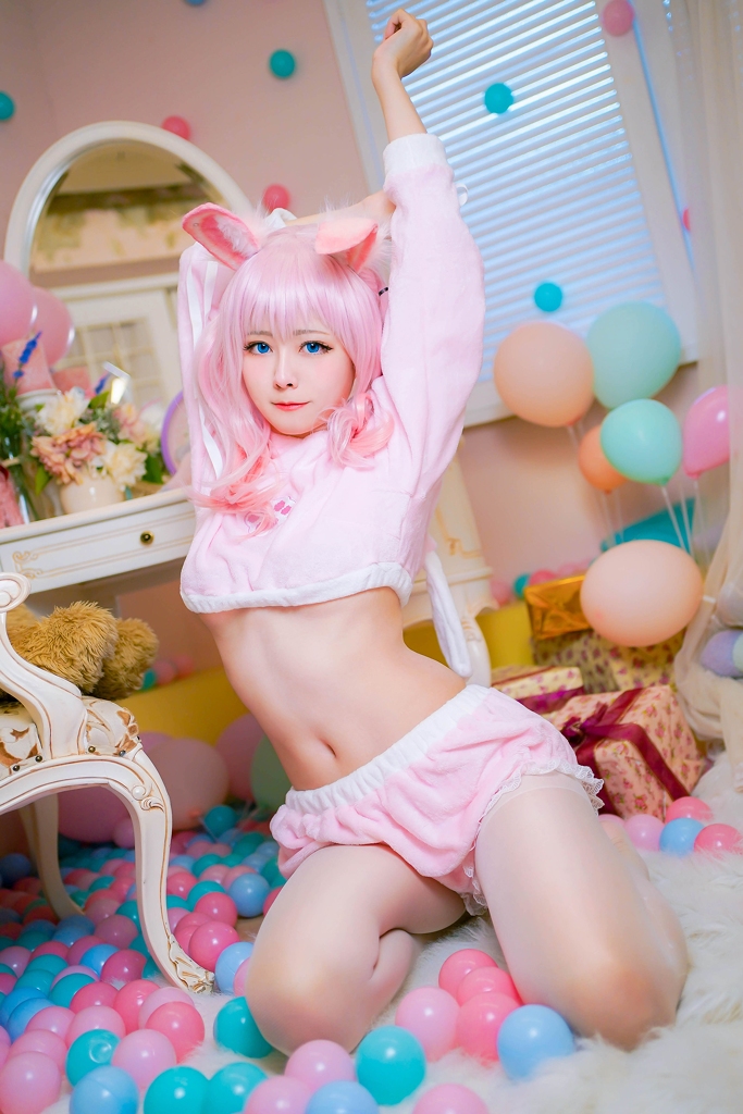 Arty Huang Pink Bunny 10