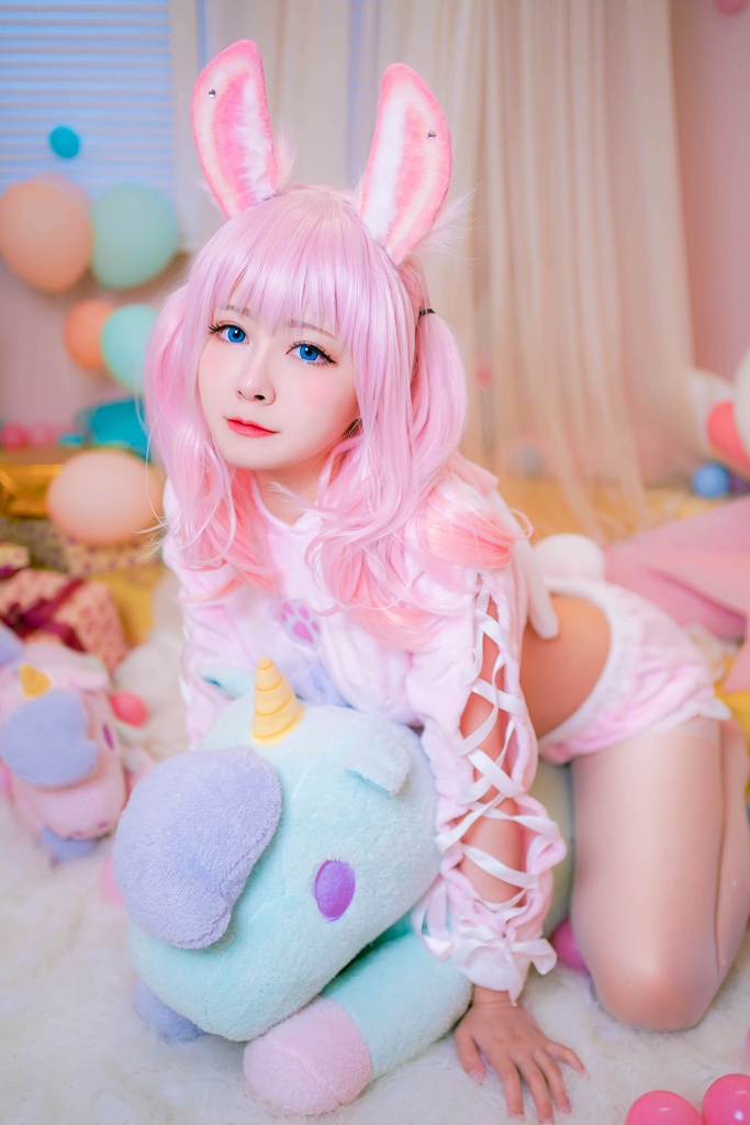 Arty Huang Pink Bunny 2
