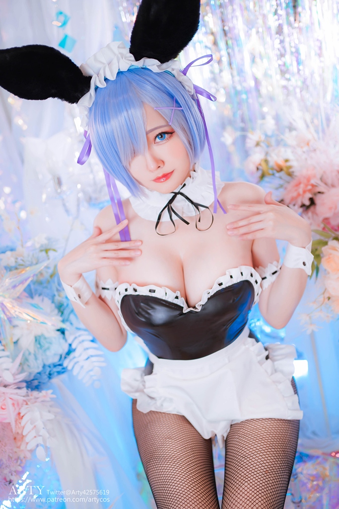 Arty Huang – Rem Bunny Suit photo 1-2
