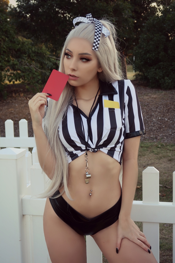 Beke Jacoba – Referee photo 1-11