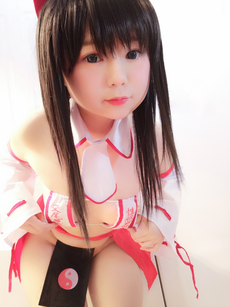 Nikumikyo – Miko photo 1-2