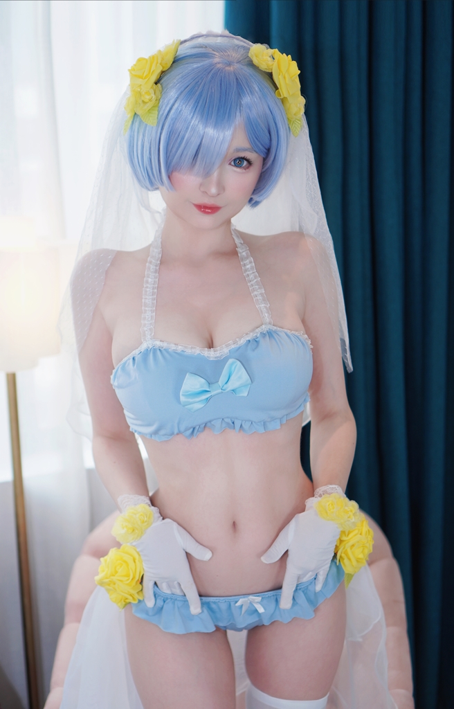 Hidori Rose – Rem Swimsuit Bride photo 1-9