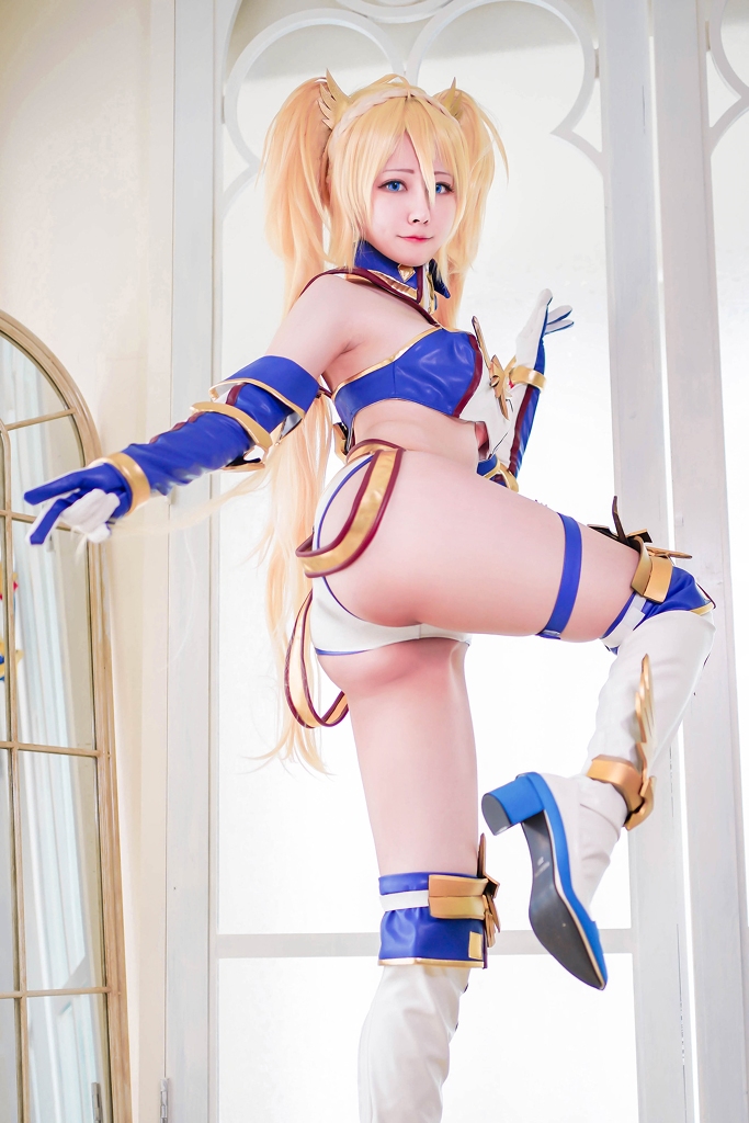 Arty Huang – Bradamante photo 1-1