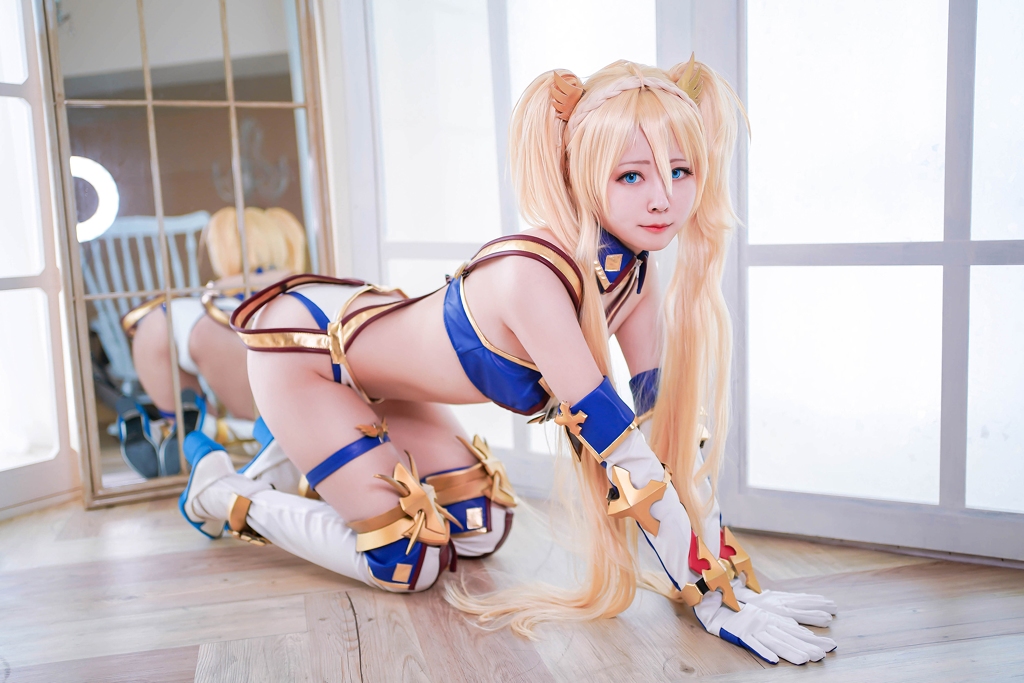 Arty Huang – Bradamante photo 1-7