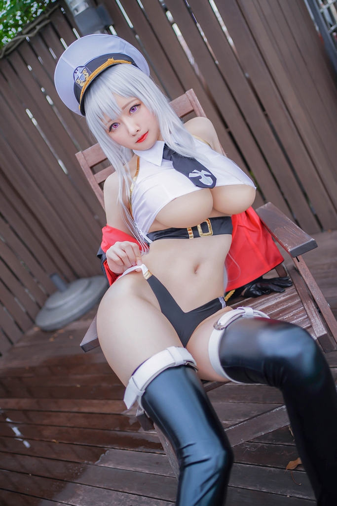 Arty Huang – Enterprise Swimsuit (Azur Lane) photo 1-1