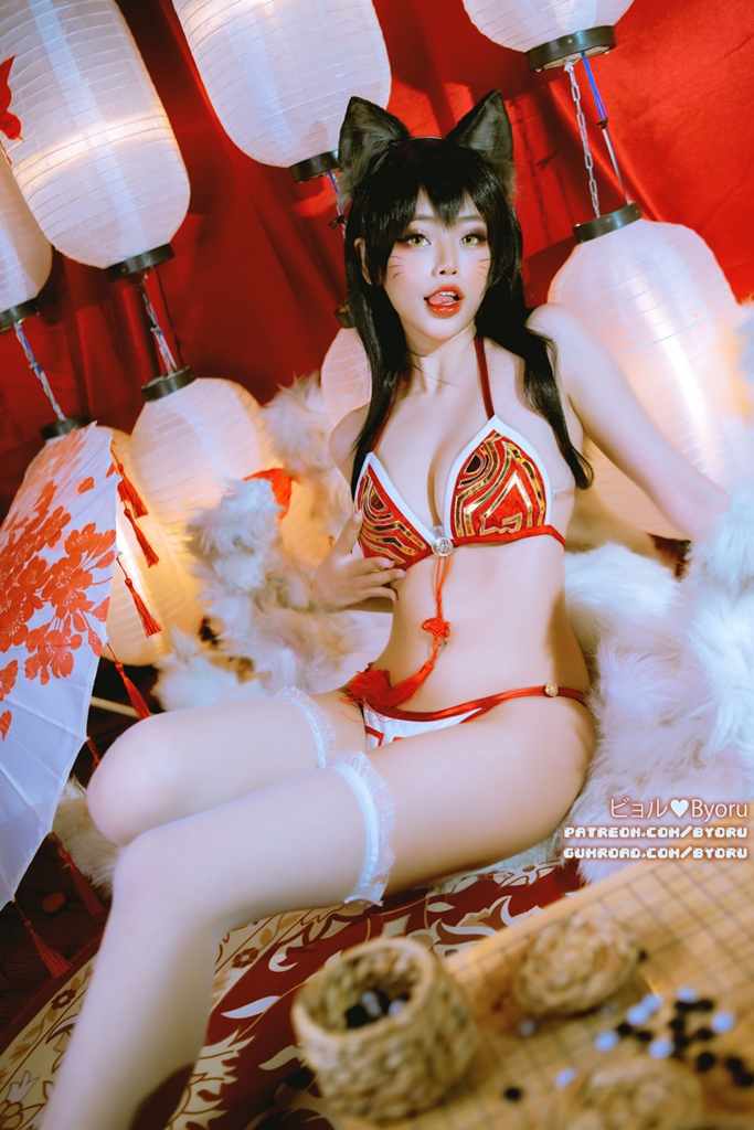 Byoru – Ahri Bikini photo 1-4