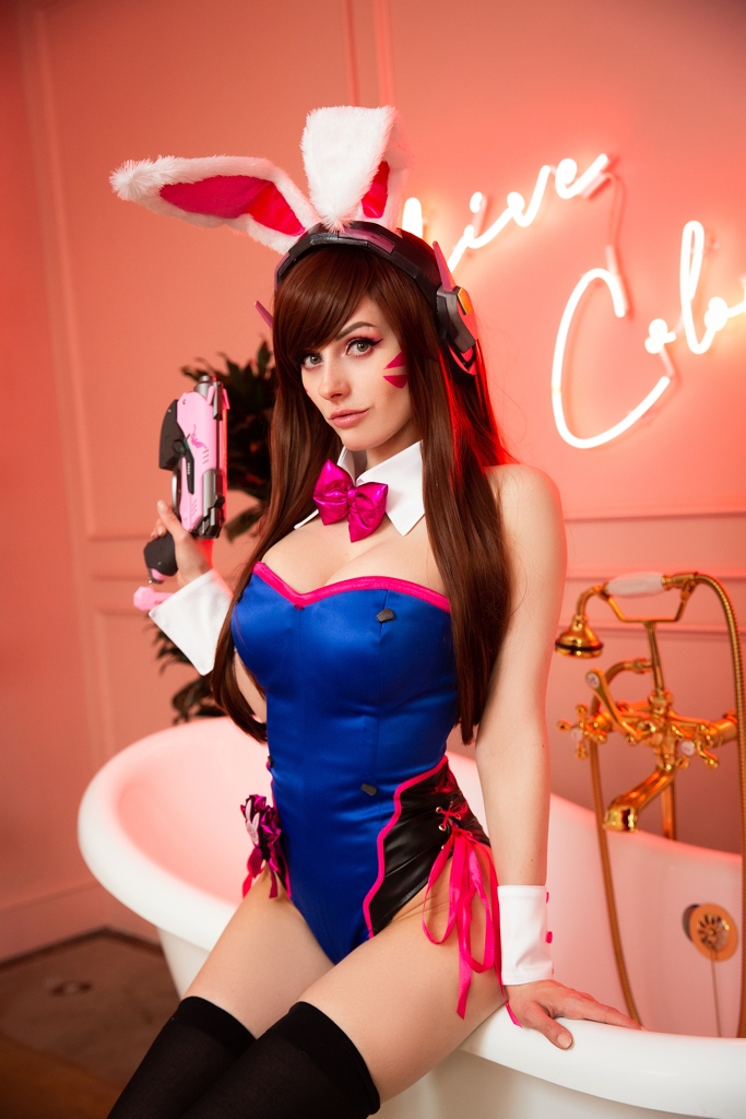 Rolyatis Taylor – D.Va Bunny Suit photo 1-13