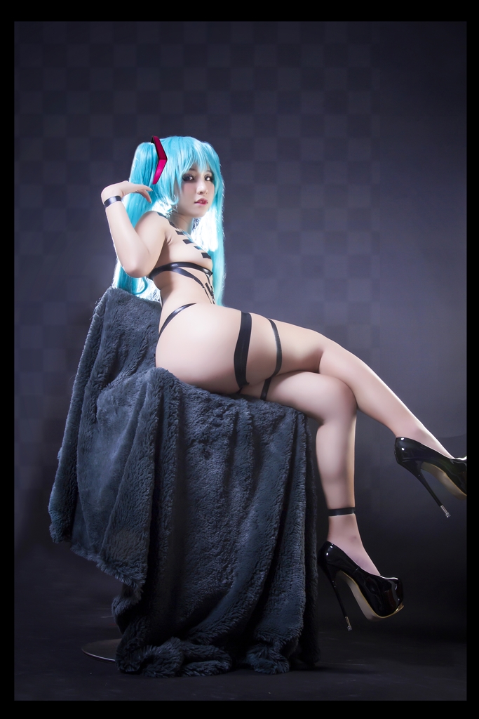 Chono Black – Hatsune Miku Black Tape Set 2 photo 1-6