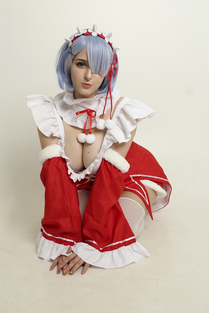 Ana Chuu – Rem Xmas photo 2-9