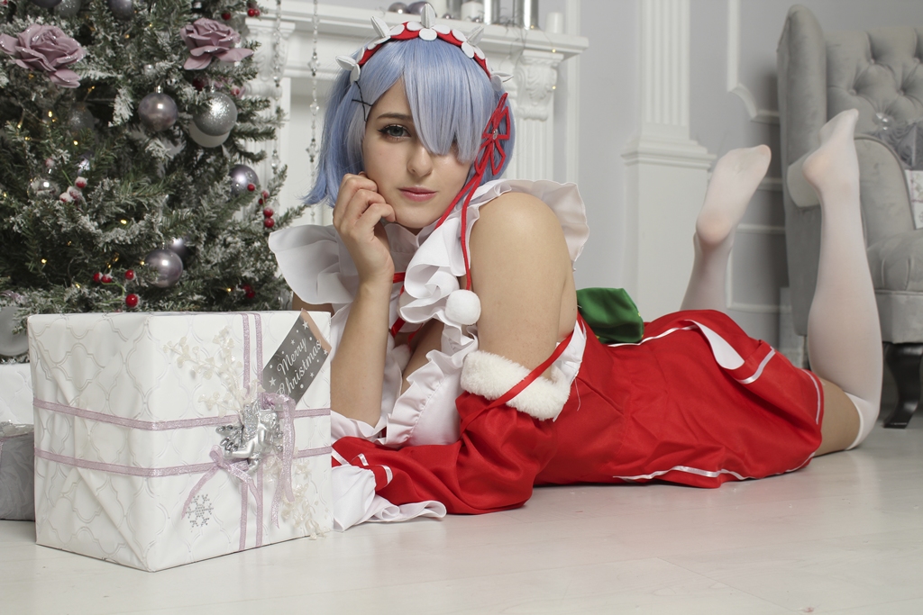 Ana Chuu – Rem Xmas photo 2-11