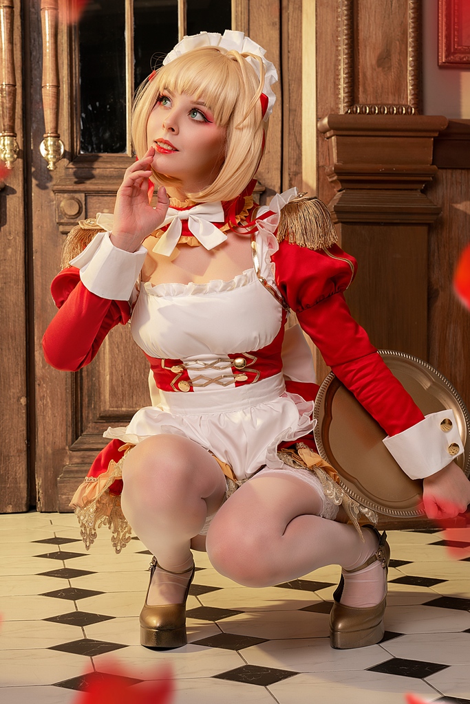 Helly von Valentine (Disharmonica) – Nero Maid photo 1-6