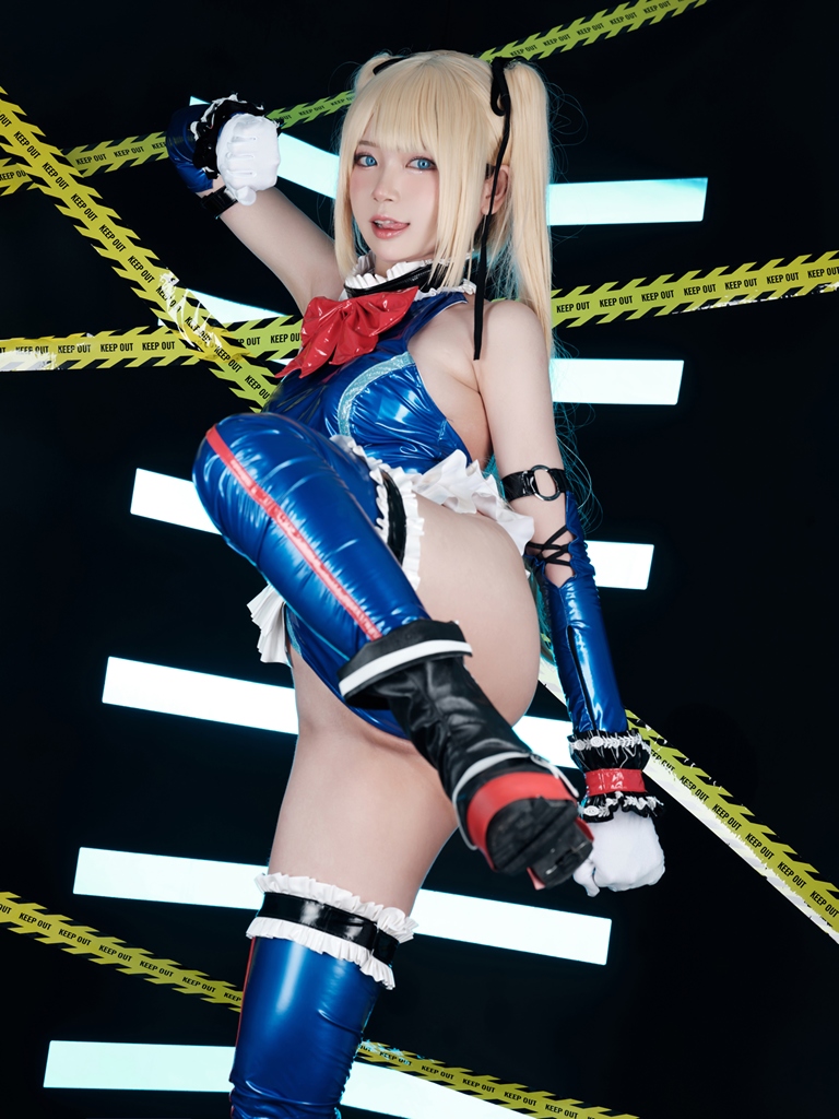 ZinieQ – Marie Rose photo 1-4