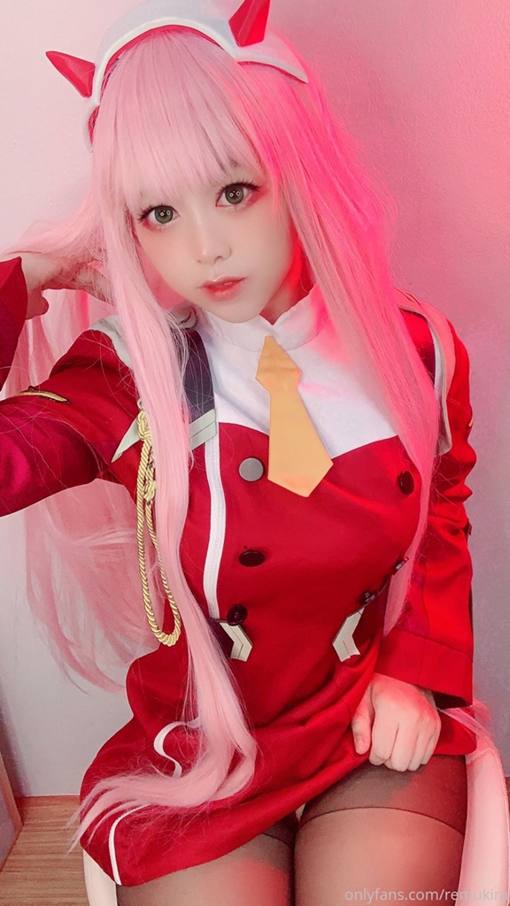 Remukira – Zero Two photo 1-2