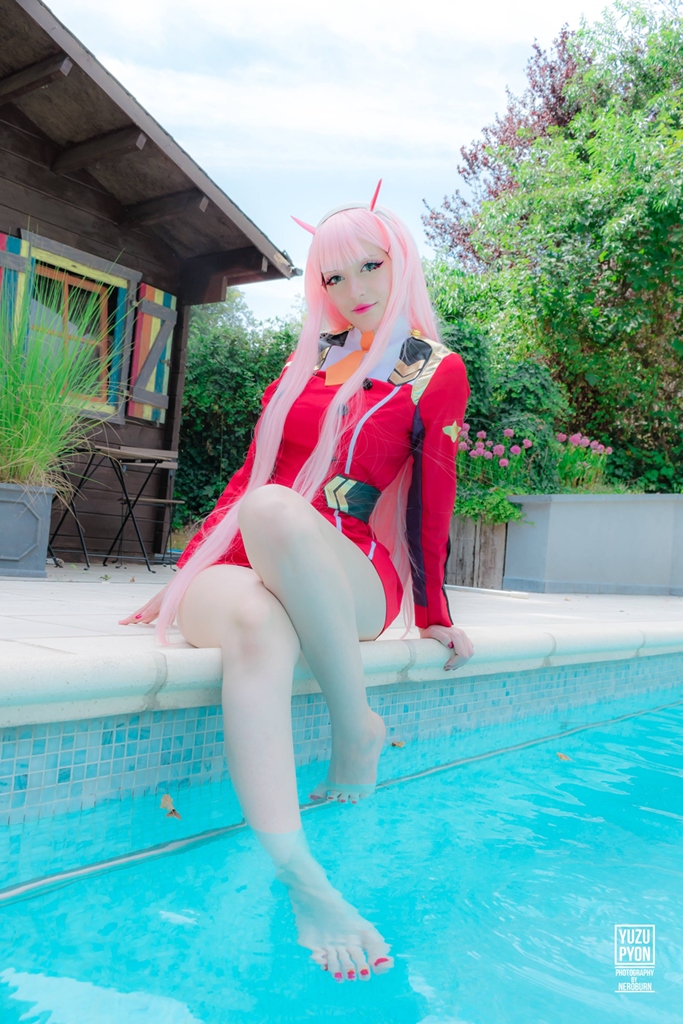 Yuzu Pyon – Zero Two photo 1-9