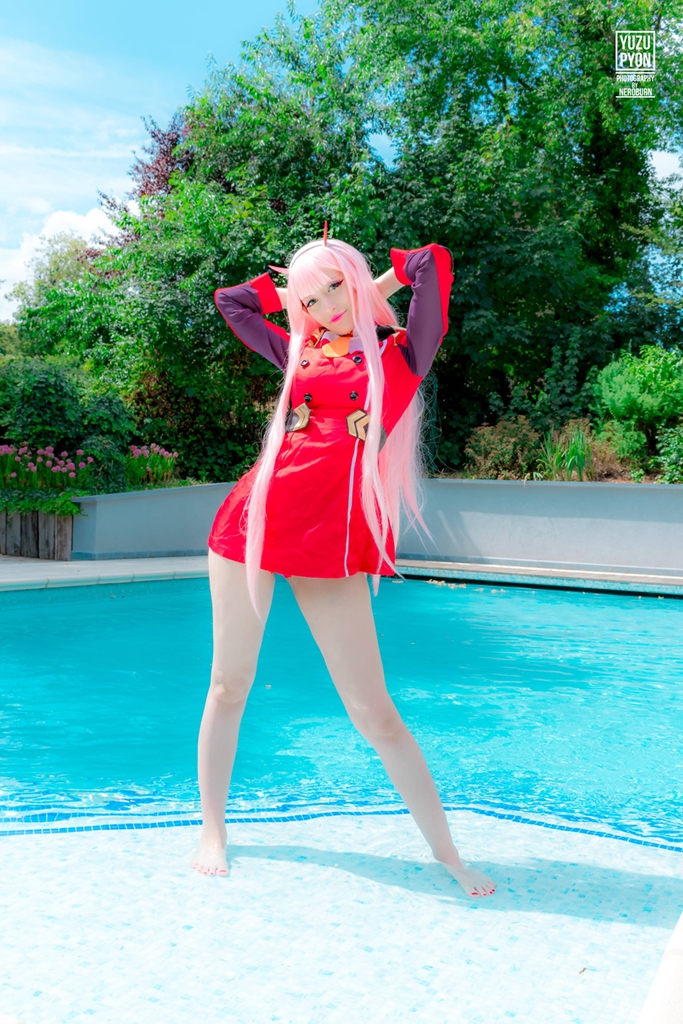 Yuzu Pyon – Zero Two photo 1-13