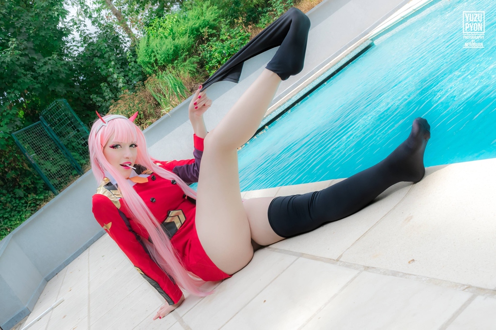 Yuzu Pyon – Zero Two photo 1-4