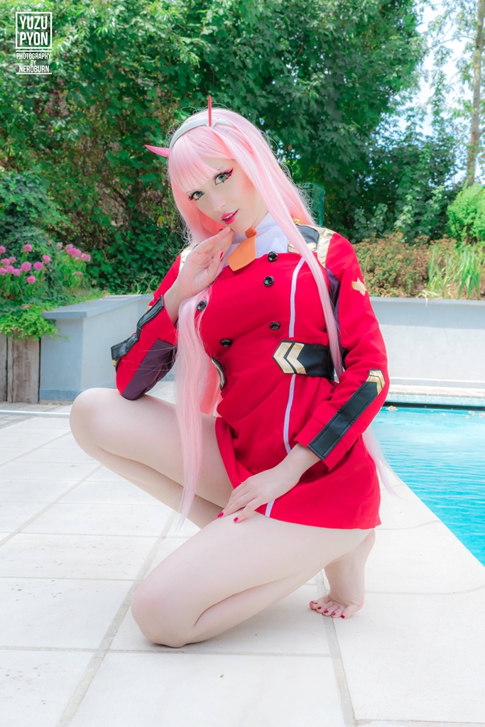 Yuzu Pyon – Zero Two photo 1-6