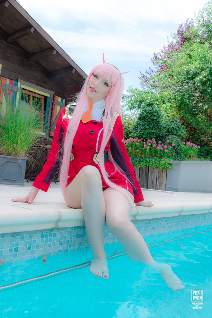 Yuzu Pyon – Zero Two photo 1-8