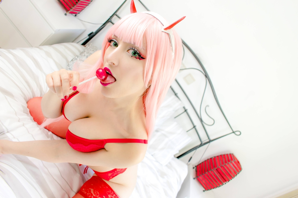 Yuzu Pyon – Zero Two Lingerie photo 1-12