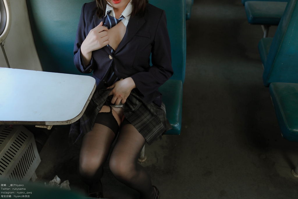 Nyako 喵子 – JK Uniform in Train photo 3-17