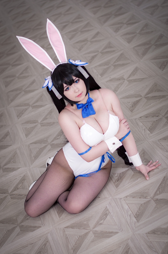 Yoshinobi – Hestia Bunny Suit photo 2-2